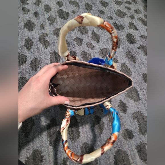 Bamboo Tiny Tote Made In The Phillipines - Picture 4 of 12